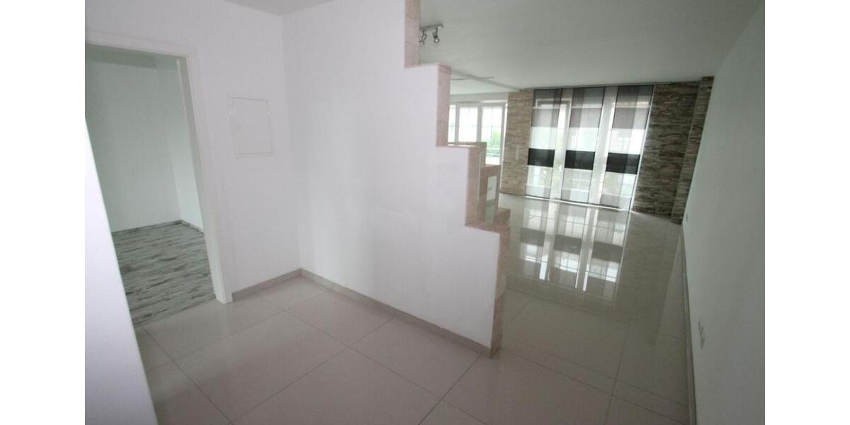 Etagenwohnung Mörfelden-Walldorf Walldorf - 2 Zimmer, 69 m&sup2;, 1.080&euro; | Angebot:26196703