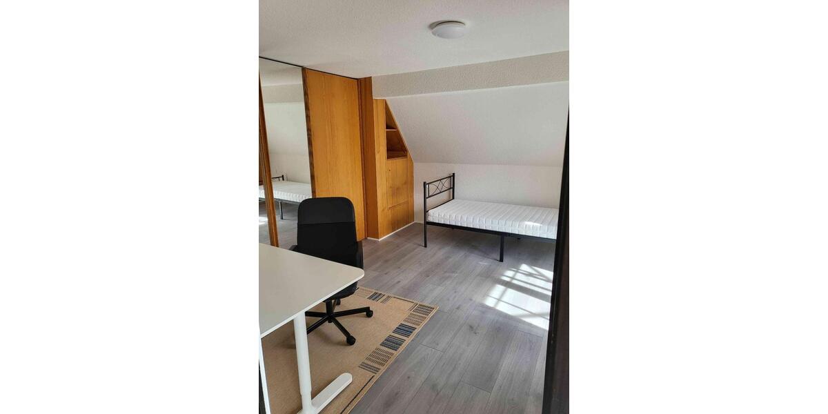 Wohnen auf Zeit Schwetzingen - 7 Zimmer, 216 m&sup2;, 310&euro; | Angebot:25144104