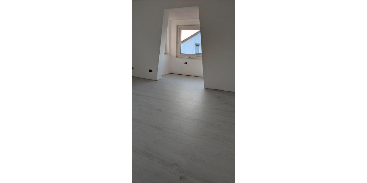 Etagenwohnung Wunstorf - 3 Zimmer, 69 m&sup2;, 600&euro; | Angebot:26026111