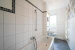 Renovierte DreiraumWohnung mit Balkon– sofort bezugsfrei!