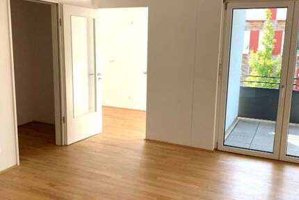 Wohnung Regensburg Unterisling - 3 Zimmer, 75 m&sup2;, 875&euro; | Angebot:26982055