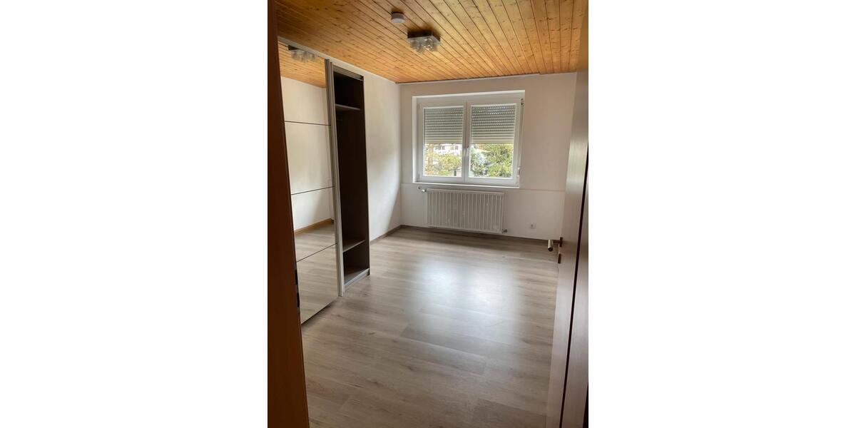 Etagenwohnung Rothenburg ob der Tauber - 4 Zimmer, 97 m&sup2;, 1.050&euro; | Angebot:26610677