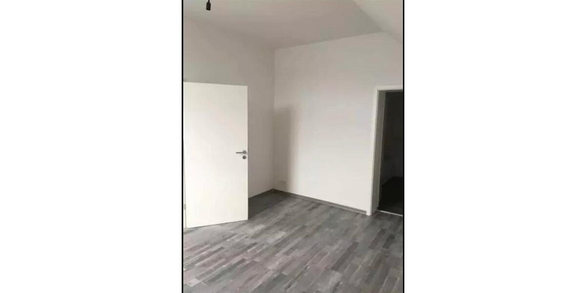 Dachgeschoßwohnung Stadthagen - 3.5 Zimmer, 90 m&sup2;, 700&euro; | Angebot:24768514