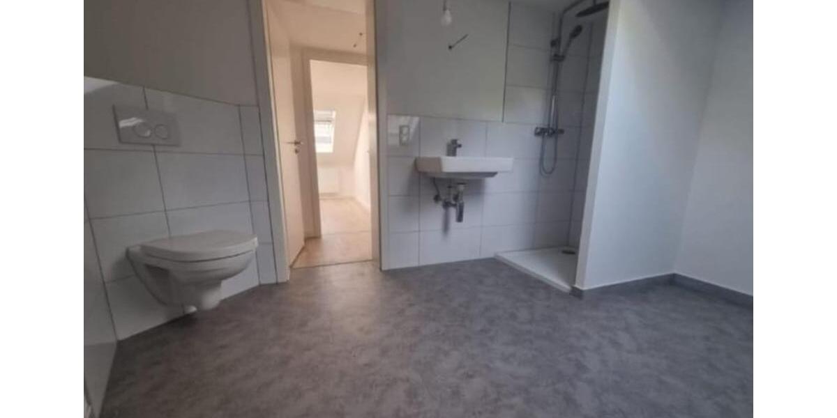 Tolle 3-Zimmer-Wohnung mit Dachterrasse 3 zimmer