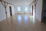 Dachgeschoßwohnung Merseburg - 6 Zimmer, 104 m&sup2;, 790&euro; | Angebot:20471889