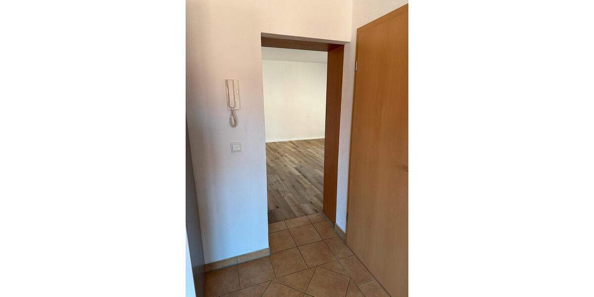 Etagenwohnung Goldberg - 3 Zimmer, 123 m&sup2;, 700&euro; | Angebot:26278025