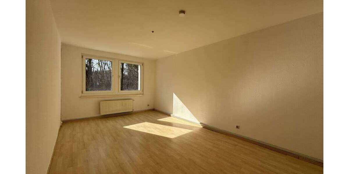 Etagenwohnung Frankfurt (Oder) - 2 Zimmer, 48 m&sup2;, 377&euro; | Angebot:26149485