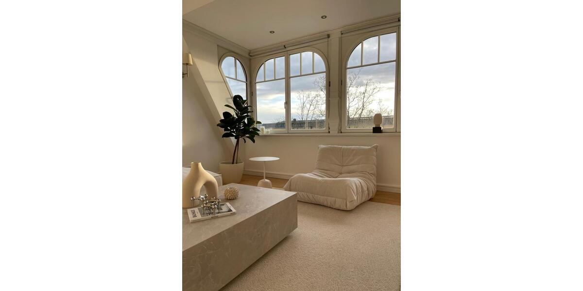 Dachgeschoßwohnung Coburg - 5 Zimmer, 113 m&sup2;, 1.234&euro; | Angebot:26649503