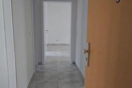 Hell, neu im 1. OG Moderne Wohnung in Riesa Weida 3 zimmer