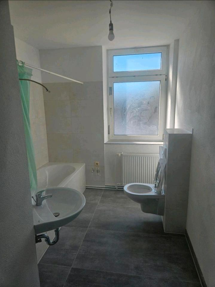 *Profisionsfrei* 4 Zimmer-Küche-Bad