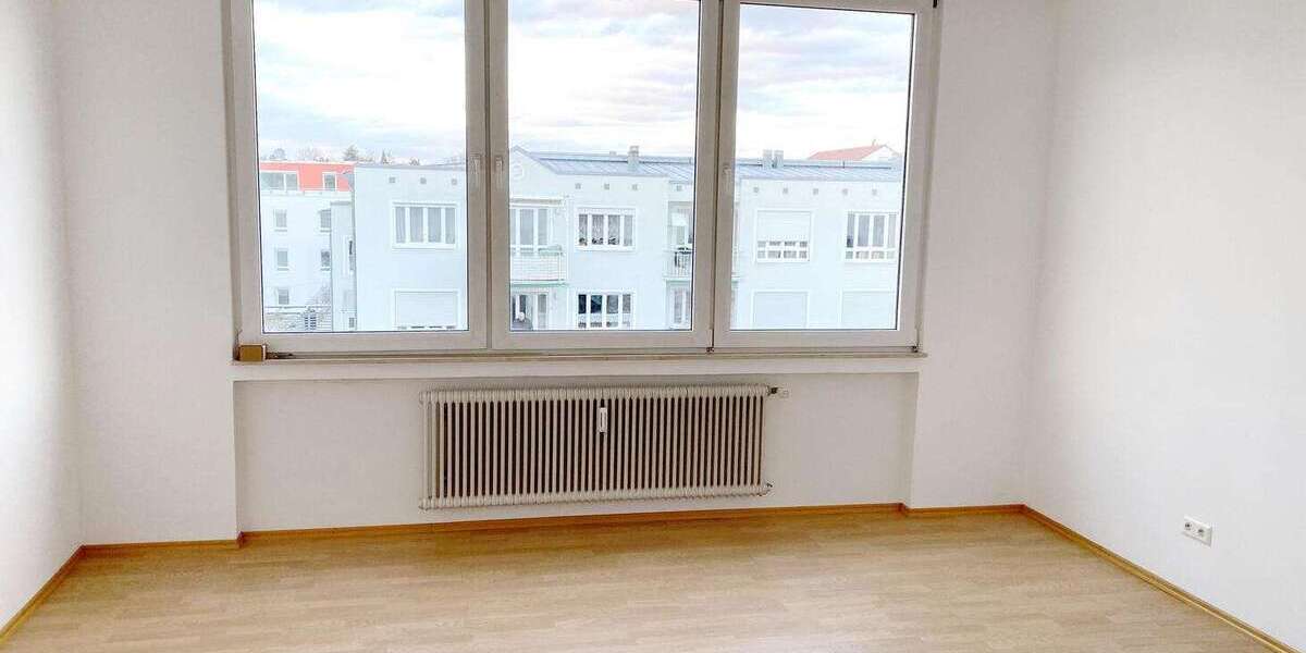 Etagenwohnung Böblingen - 1 Zimmer, 25 m&sup2;, 490&euro; | Angebot:27068009