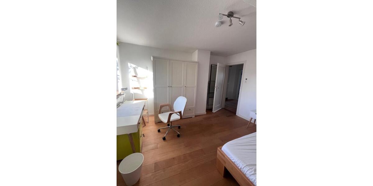 Wohnen auf Zeit Dreieich - 1 Zimmer, 70 m&sup2;, 350&euro; | Angebot:25384177