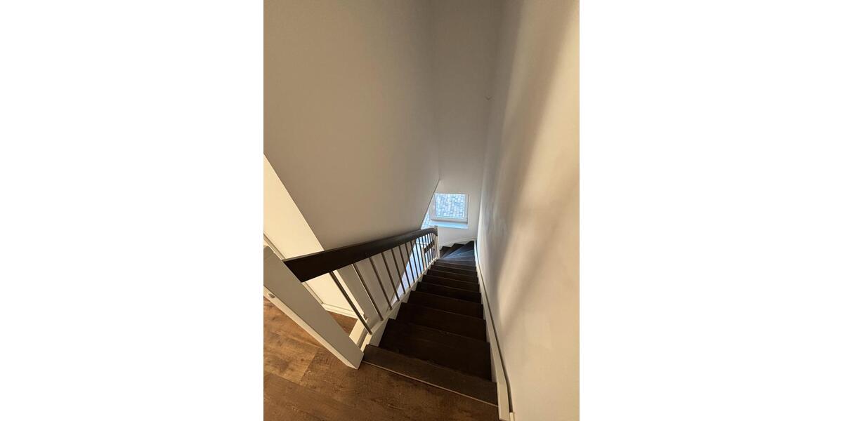 Etagenwohnung Aurich - 4 Zimmer, 105 m&sup2;, 1.050&euro; | Angebot:26067741