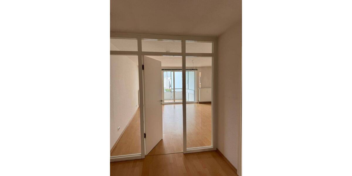 Etagenwohnung Lübeck St. Lorenz Süd - 3 Zimmer, 85 m&sup2;, 1.150&euro; | Angebot:26763877