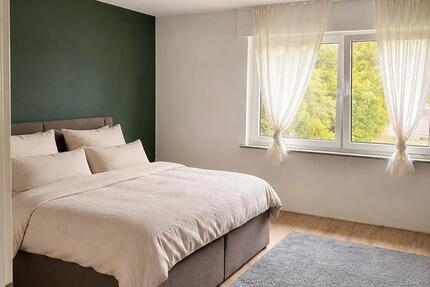 Wohnung Uplengen - 5 Zimmer, 145 m&sup2;, 1.150&euro; | Angebot:26640652