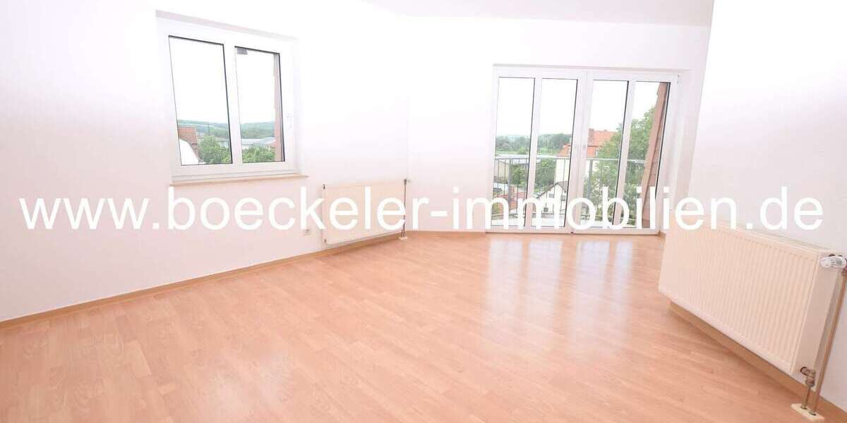Etagenwohnung Naumburg - 3 Zimmer, 63 m&sup2;, 390&euro; | Angebot:25991114