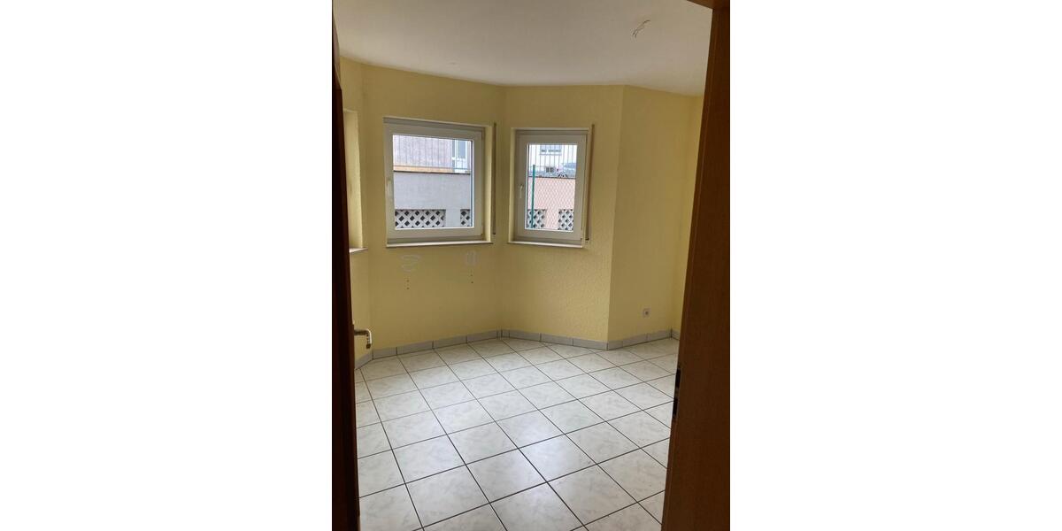 Erdgeschoßwohnung Pirmasens Niedersimten - 3 Zimmer, 67 m&sup2;, 700&euro; | Angebot:24554836