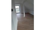 Dachgeschoßwohnung Wilhelmshaven Heppens - 2 Zimmer, 81 m&sup2;, 710&euro; | Angebot:26040405