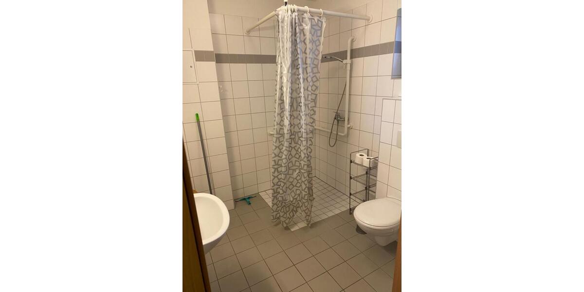 Etagenwohnung Waren (Müritz) - 2 Zimmer, 43 m&sup2;, 473&euro; | Angebot:25963472