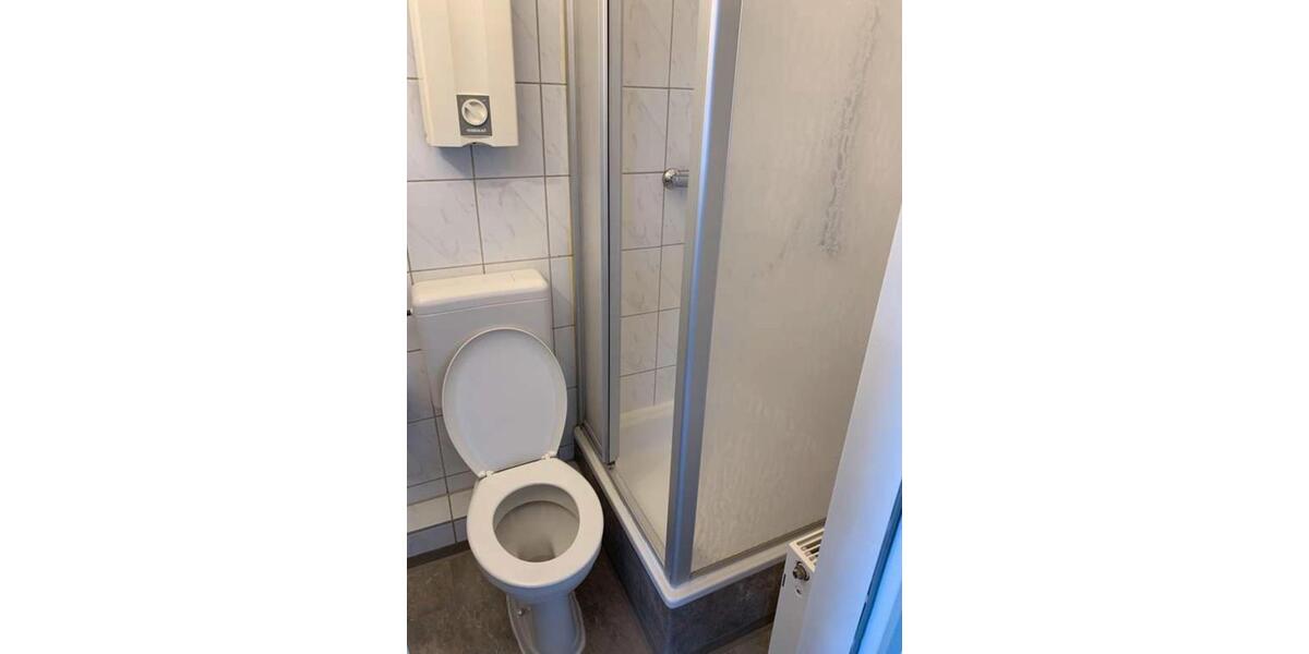 Dachgeschoßwohnung Krefeld - 1 Zimmer, 24 m&sup2;, 425&euro; | Angebot:26018126