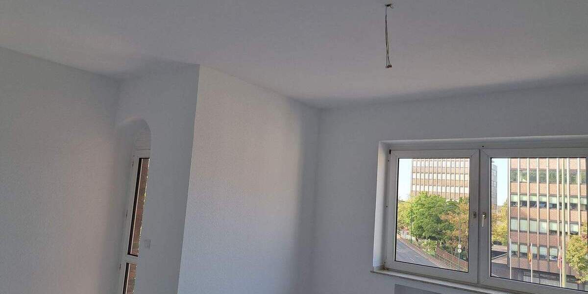 Etagenwohnung Düsseldorf Rath - 3 Zimmer, 92 m&sup2;, 1.250&euro; | Angebot:24656930