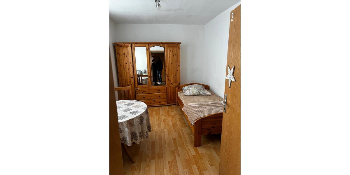 Einzelzimmer zu vermieten 1 zimmer