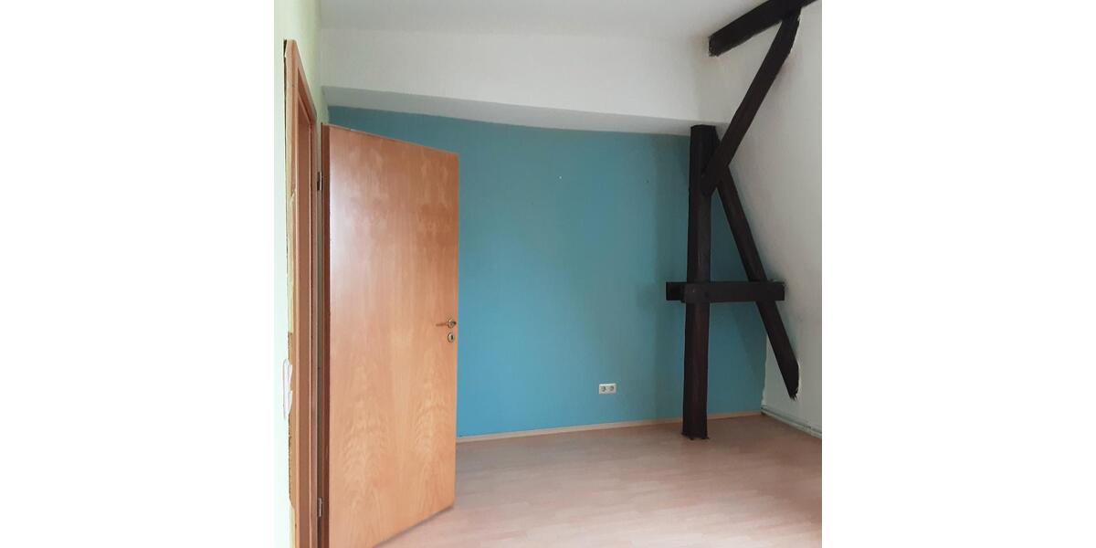 Dachgeschoßwohnung Nienburg (Saale) - 3 Zimmer, 89 m&sup2;, 590&euro; | Angebot:26325715
