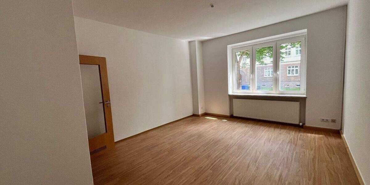 Zimmer Zwickau Pölbitz - 3 Zimmer, 70 m&sup2;, 457&euro; | Angebot:25740072
