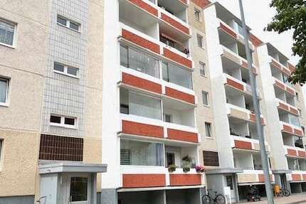 Wohnung Waren (Müritz) - 3 Zimmer, 60 m&sup2;, 370&euro; | Angebot:25267659