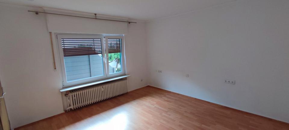 Erdgeschoßwohnung Homberg (Efze) - 3 Zimmer, 75 m&sup2;, 490&euro; | Angebot:26036563