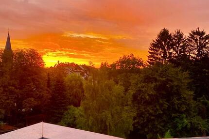 1,5-Zimmer Dachgeschosswohnung (Zweitbezug, Klimaanlage, Balkon) 1 zimmer