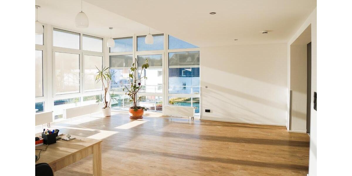 Etagenwohnung Engelskirchen - 5 Zimmer, 200 m&sup2;, 1.850&euro; | Angebot:25871611