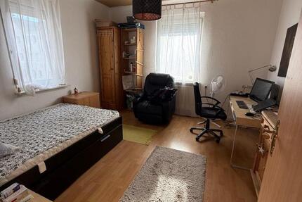 Wohnen auf Zeit Albstadt - 1 Zimmer, 14 m&sup2;, 410&euro; | Angebot:24558373