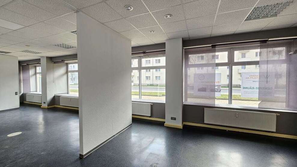 Büro in Sachsen-Anhalt - Merseburg 1.000 € 190 m²