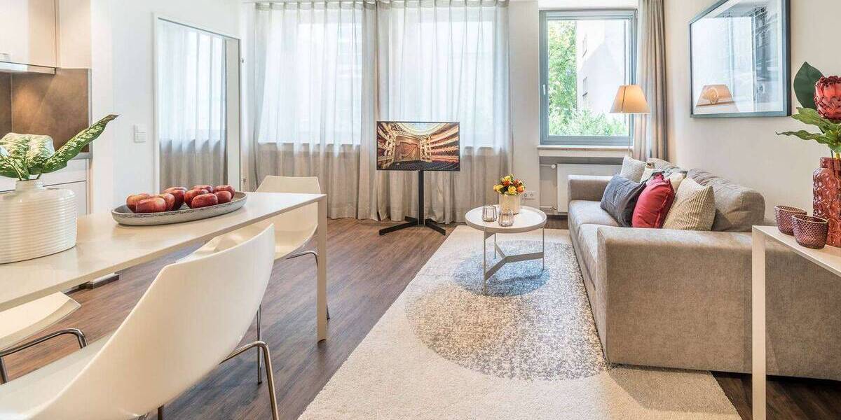 Etagenwohnung Frankfurt am Main Westend-Süd - 2 Zimmer, 42 m&sup2;, 1.750&euro; | Angebot:26410253