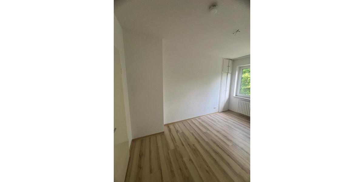 Etagenwohnung Gelsenkirchen Gelsenkirchen-Mitte - 3 Zimmer, 62 m&sup2;, 450&euro; | Angebot:26498536