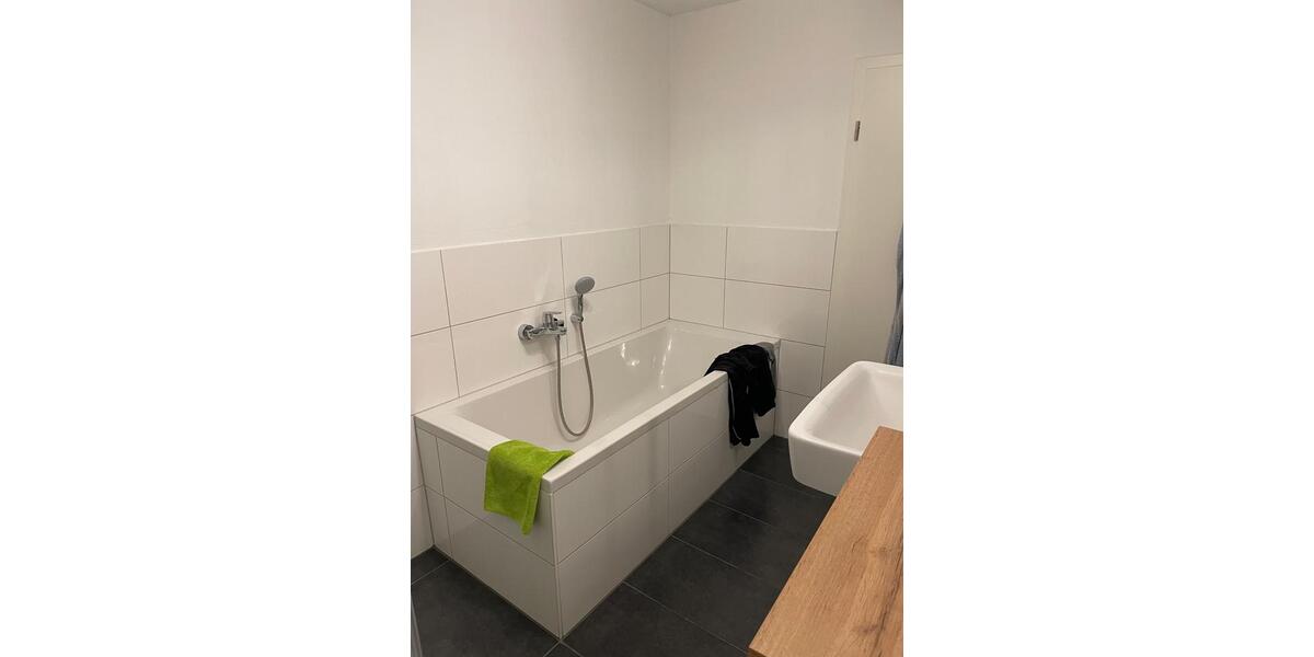 Etagenwohnung Großenlüder - 3 Zimmer, 75 m&sup2;, 620&euro; | Angebot:26598381