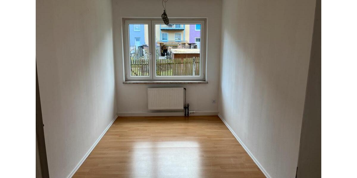 Etagenwohnung Hof Altstadt - 4 Zimmer, 90 m&sup2;, 670&euro; | Angebot:26580909