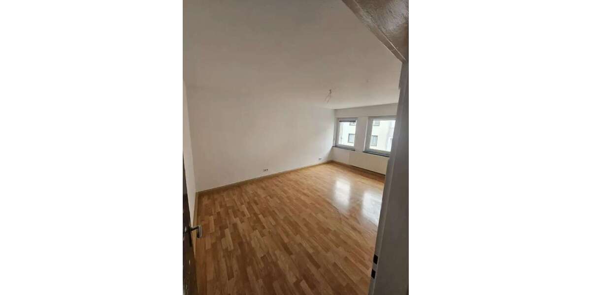 Etagenwohnung Pirmasens - 2 Zimmer, 63 m&sup2;, 425&euro; | Angebot:26836742
