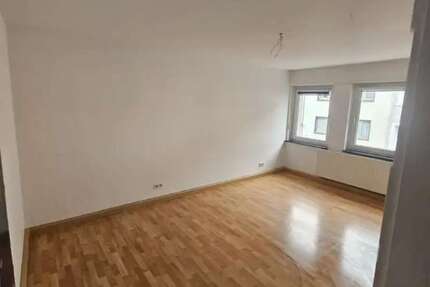 Wohnung Pirmasens - 2 Zimmer, 63 m&sup2;, 425&euro; | Angebot:26836742