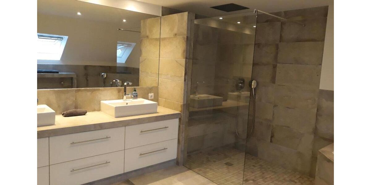 Maisonettenwohnung Üttfeld - 7 Zimmer, 140 m&sup2;, 1.150&euro; | Angebot:25820948