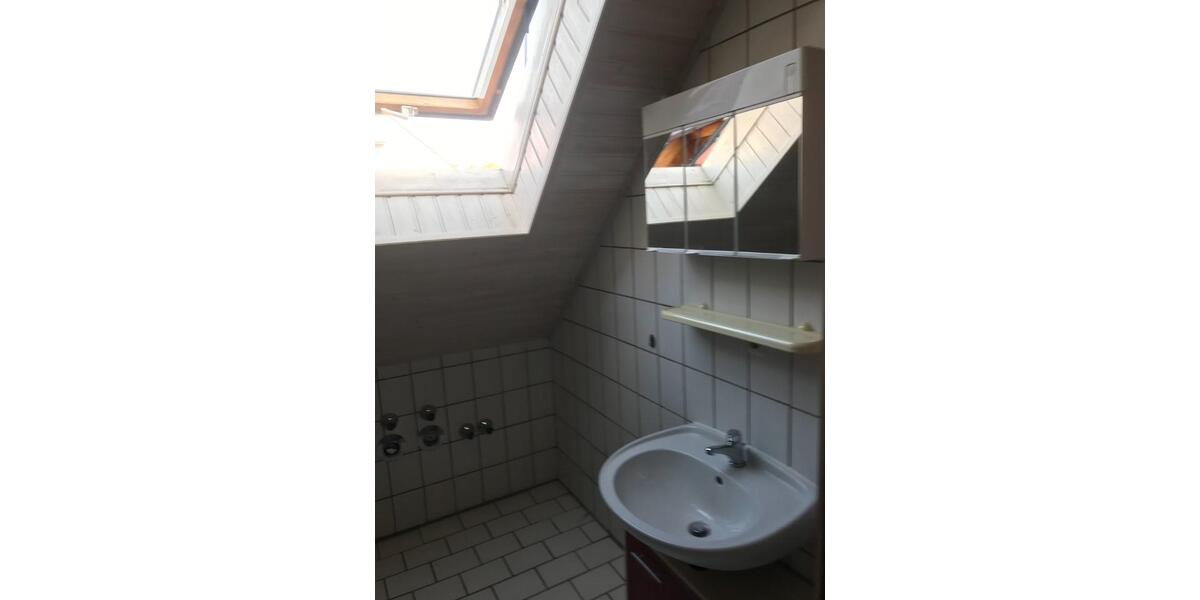 Dachgeschoßwohnung Neunburg vorm Wald - 2 Zimmer, 65 m&sup2;, 450&euro; | Angebot:24845568
