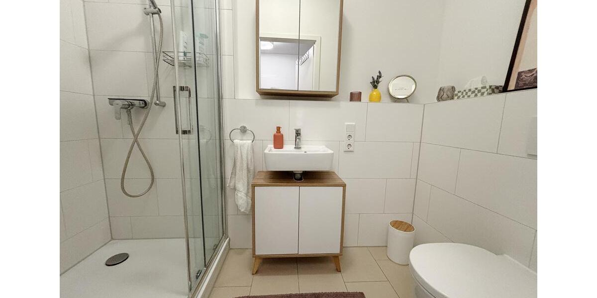 Erdgeschoßwohnung Hamburg Billwerder - 5 Zimmer, 130 m&sup2;, 2.625&euro; | Angebot:26095862
