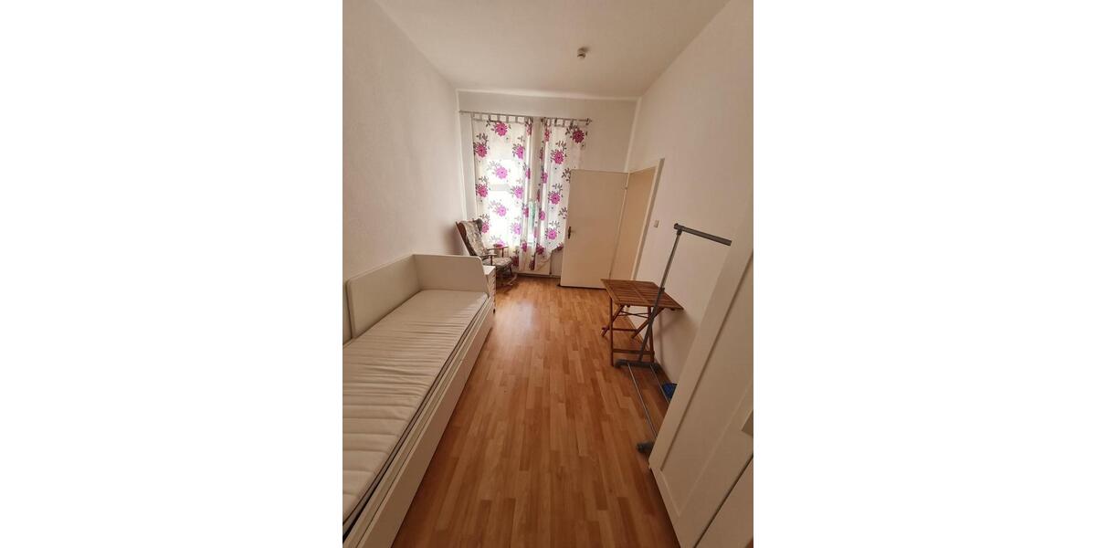 Erdgeschoßwohnung Erxleben - 2 Zimmer, 59 m&sup2;, 300&euro; | Angebot:23438897