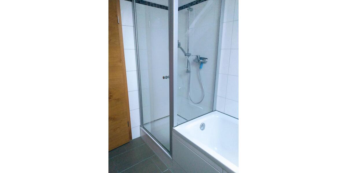 Dachgeschoßwohnung Rottenburg an der Laaber - 3 Zimmer, 90 m&sup2;, 930&euro; | Angebot:25365843