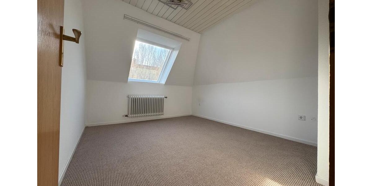 Dachgeschoßwohnung Dortmund - 2 Zimmer, 70 m&sup2;, 695&euro; | Angebot:26591349