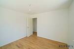 ELVIRA - Trudering, Erstbezug nach Kernsanierung, wunderschöne 4-Zimmer-Erdgeschoßwohnung mit großem Gartenanteil