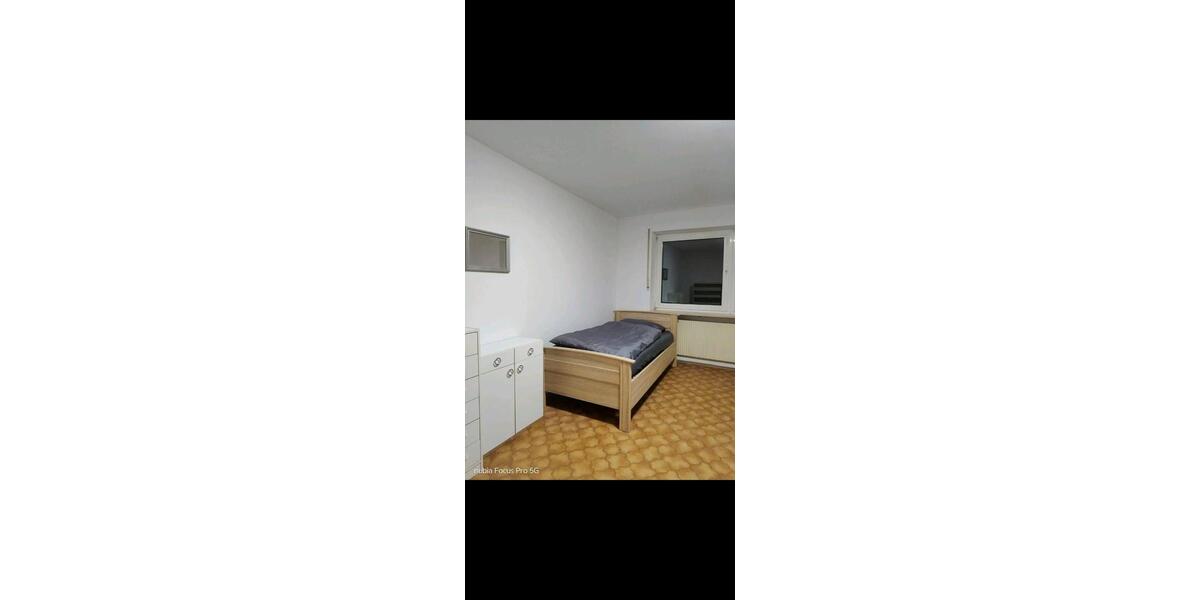 Wohnen auf Zeit Weiden in der Oberpfalz - 11 Zimmer, 20 m&sup2;, 550&euro; | Angebot:25969740