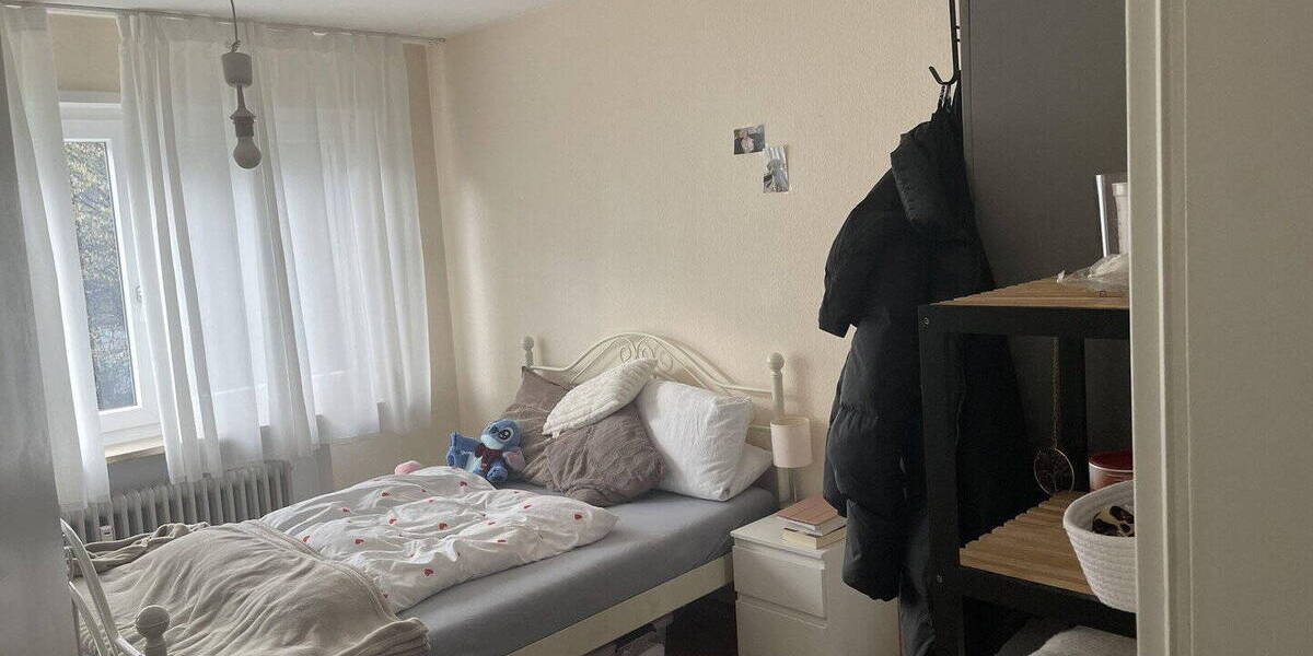 Etagenwohnung Konstanz Staad - 4 Zimmer, 14 m&sup2;, 550&euro; | Angebot:25969941