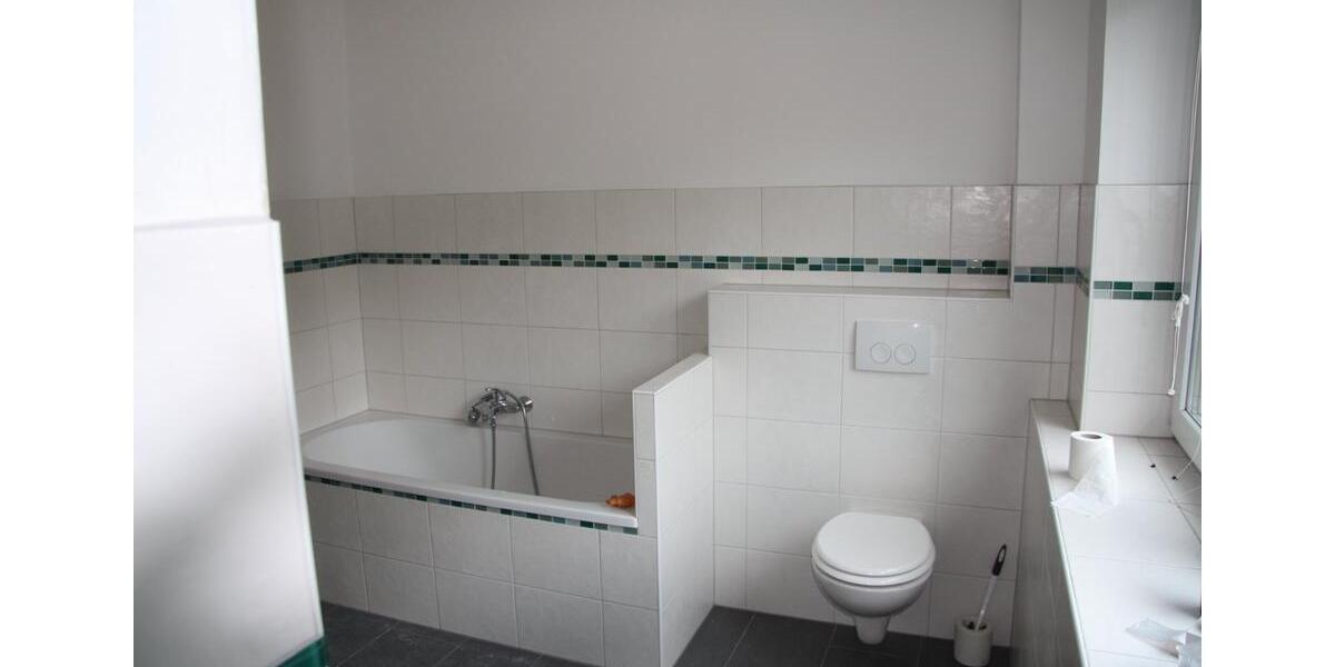 Etagenwohnung Itzehoe - 2.5 Zimmer, 90 m&sup2;, 870&euro; | Angebot:26495424